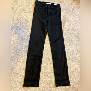 LEVI’S 314 Shaping Straight Jeans